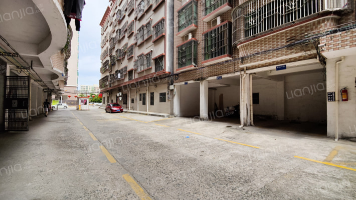 好顺景小区外景图