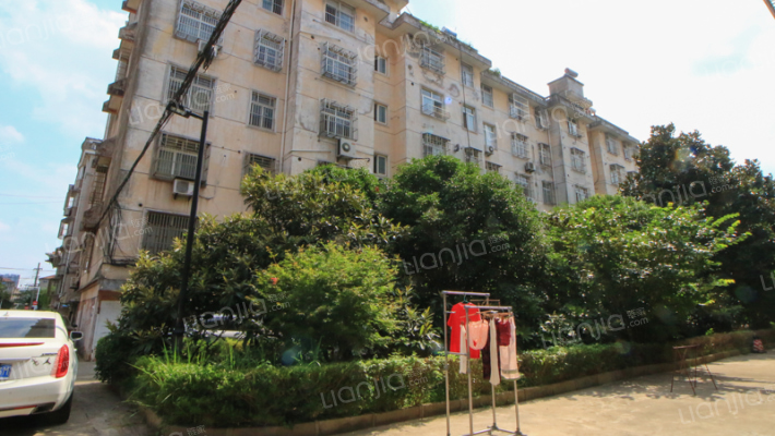 沿河路86号外景图