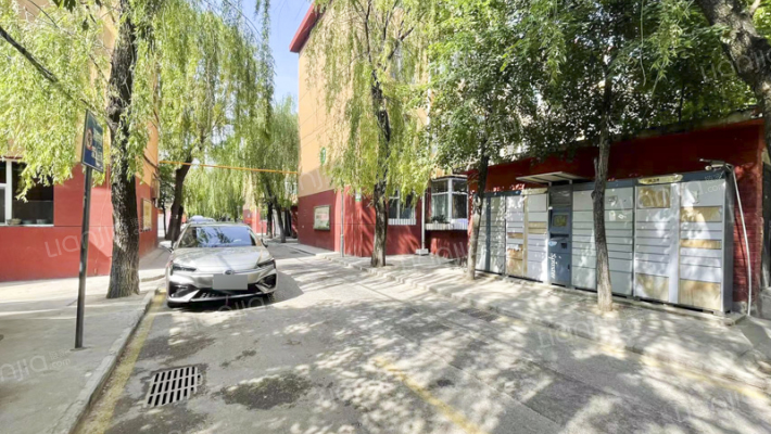 中铁十二局工程三公司宿舍外景图