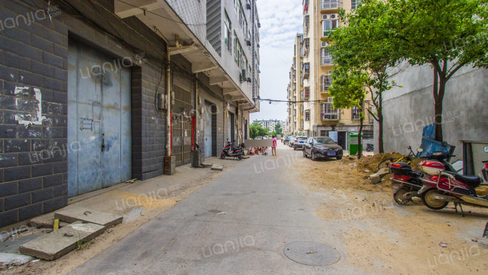 何兴农民公寓外景图