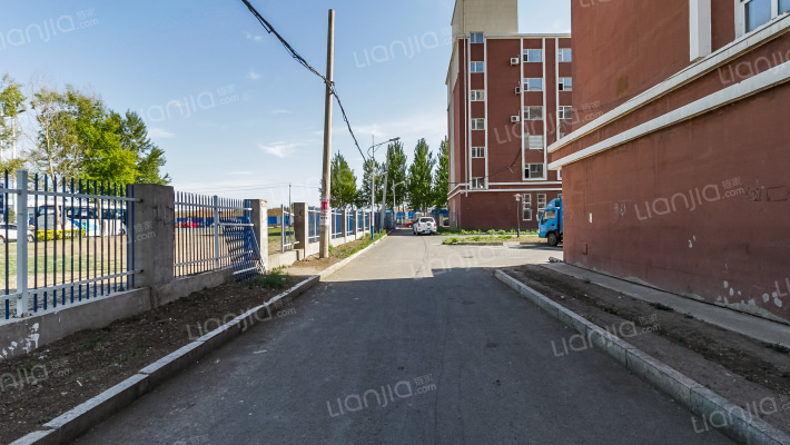 长信公寓外景图