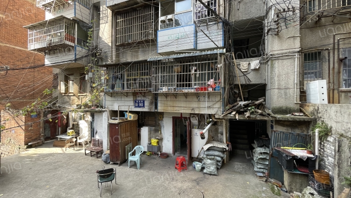 登高路90号外景图