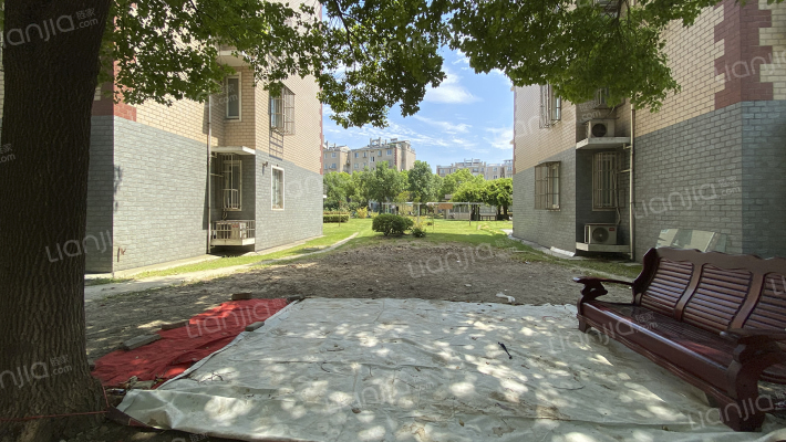 罗新苑西区外景图