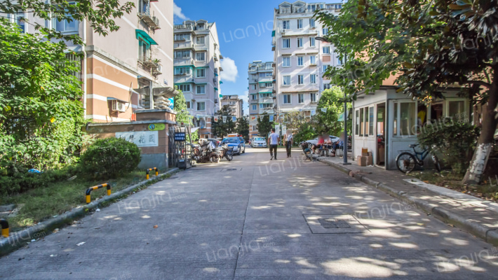 柳馨花园外景图