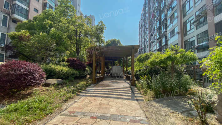 东景豪庭外景图