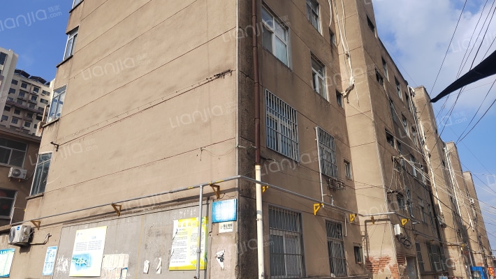 针织集团家属院外景图