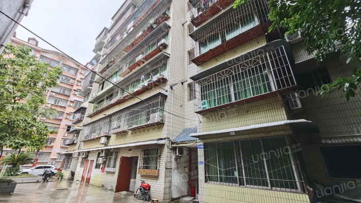 宝圣东路297号外景图