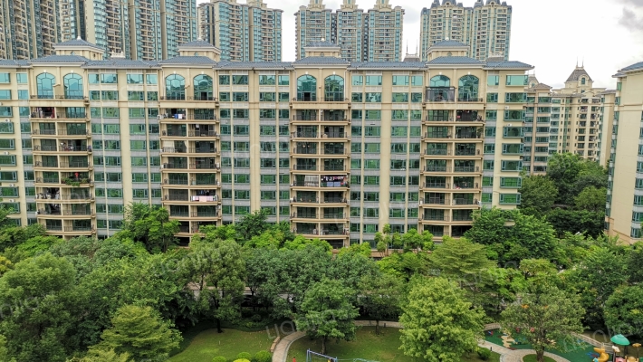 恒大金碧天下外景图