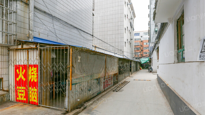 中枢小区东区外景图