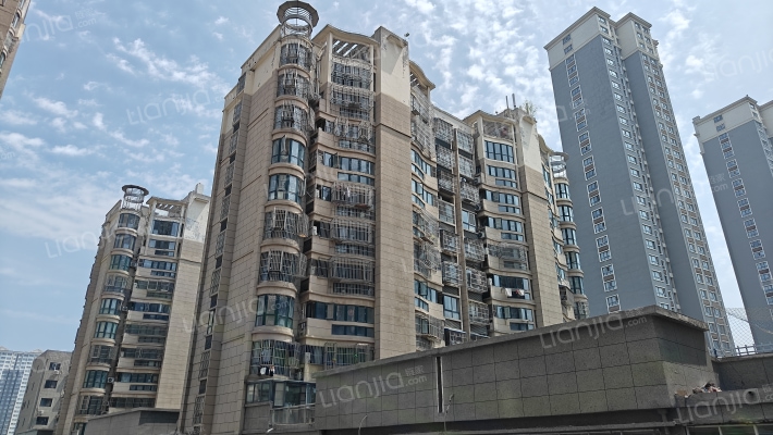 富贵第一城外景图