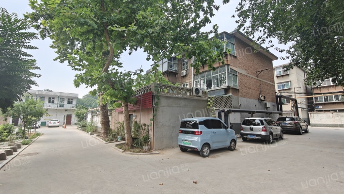 人民西路16号院外景图