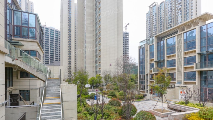 鼓楼晶典外景图