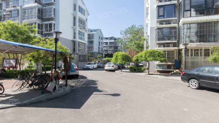 时代华庭外景图