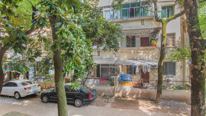 胜利街582号外景图