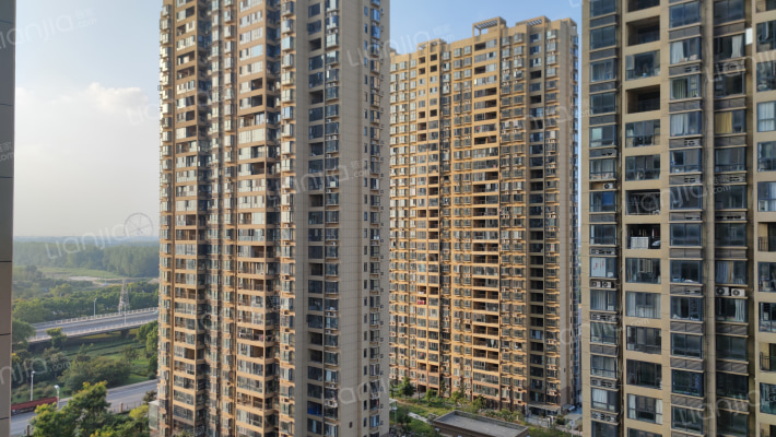 天章和园外景图