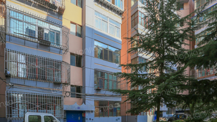 沁园小区外景图