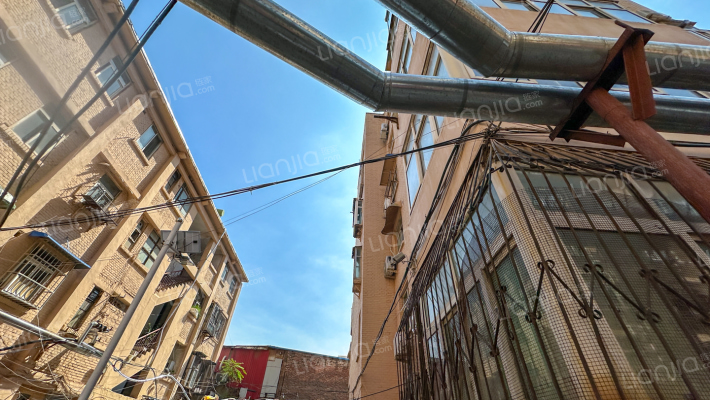 邯山南大街67号院外景图