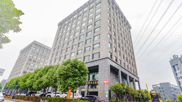 佩尔中心外景图