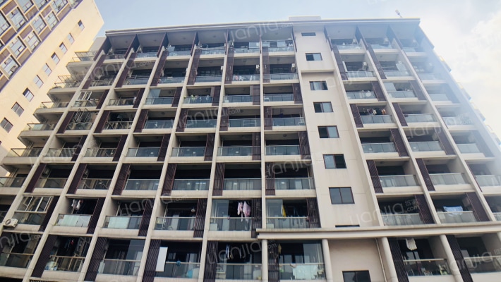 创富大厦外景图