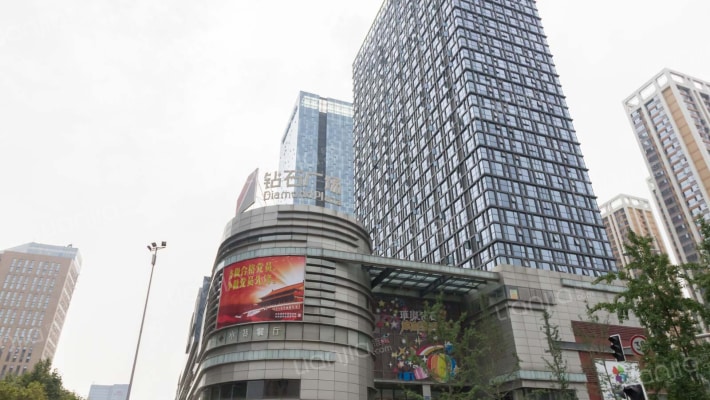万科钻石广场外景图