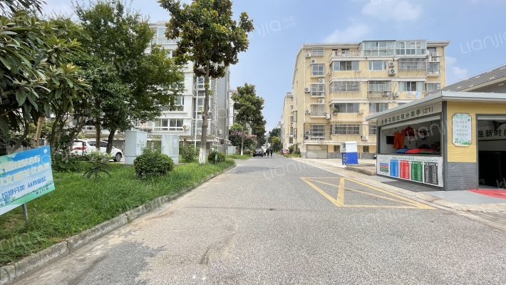 金桥花园三区外景图