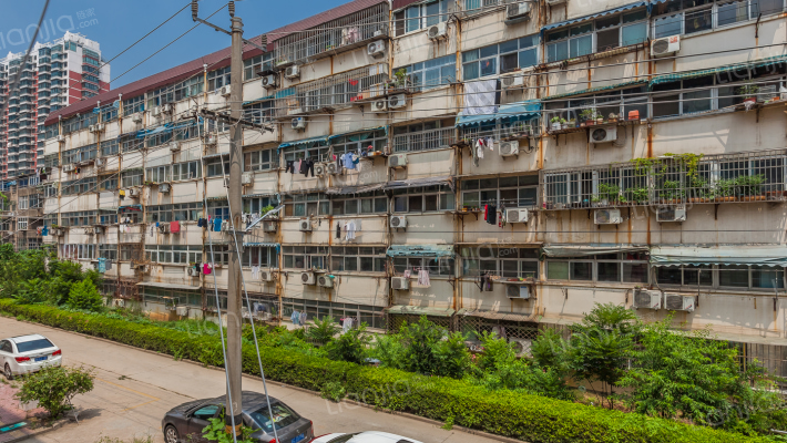 6108工厂宿舍外景图