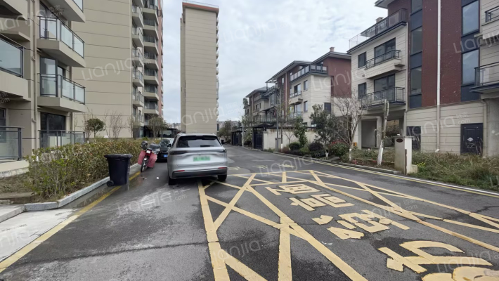 贵龙港外景图