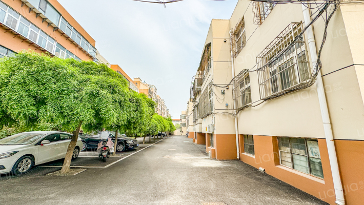 岱道庵路156号外景图