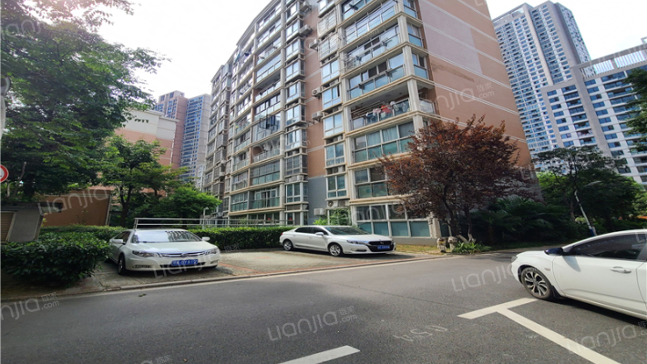 油田小区外景图