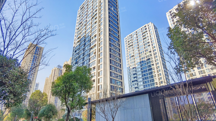 融创海越府外景图