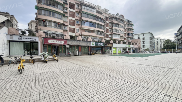 水心大厦外景图