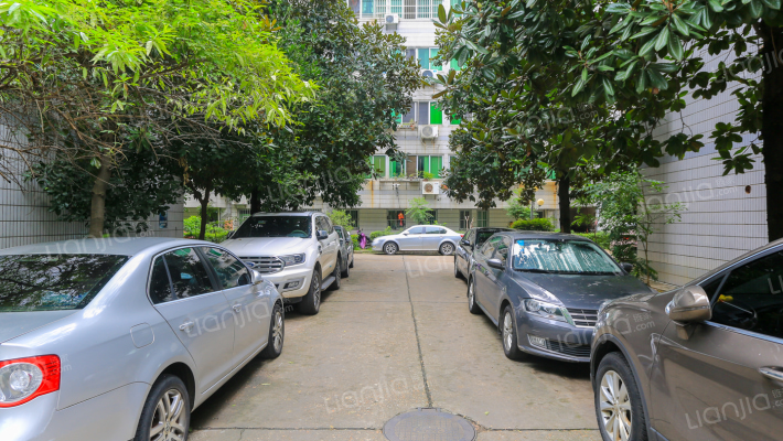 军官住宅小区外景图