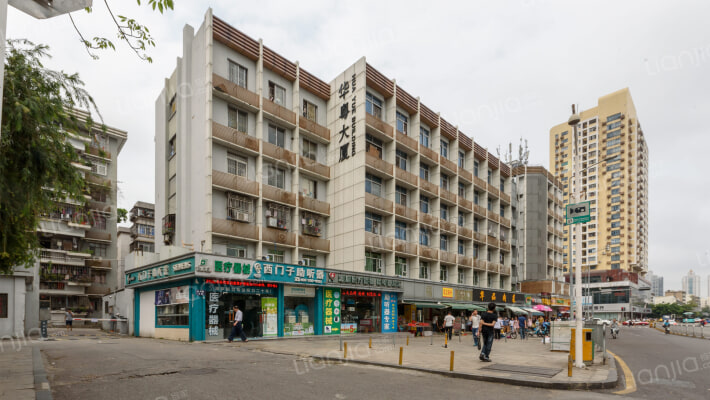 华粤宿舍外景图