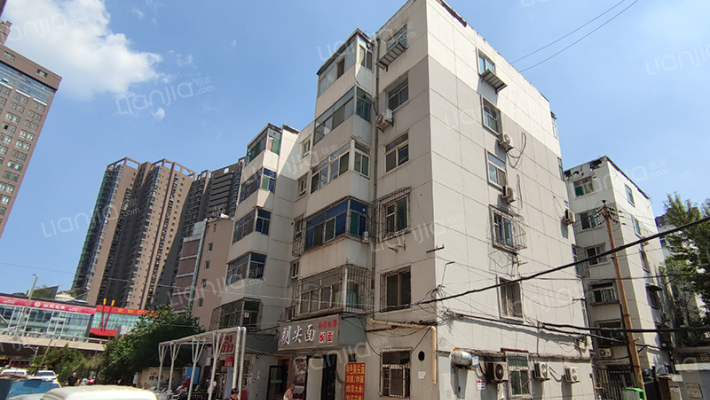 大营盘服务公司宿舍外景图