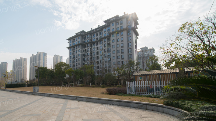 汇宇和庭外景图