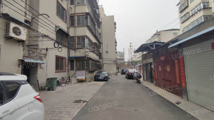 西坡南街5号院外景图