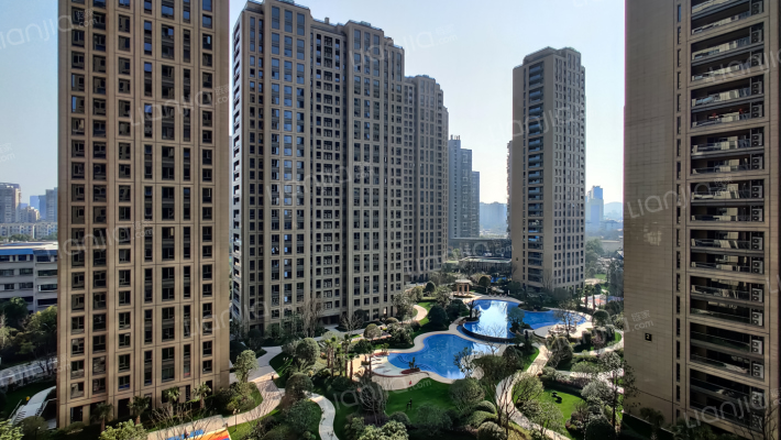 滨江保利翡翠海岸外景图