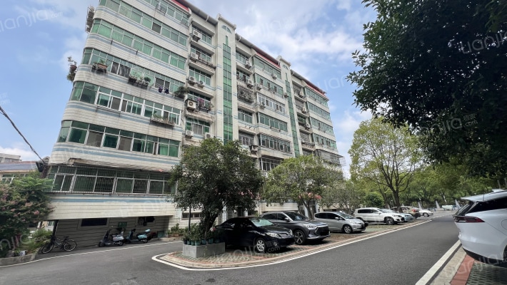 税务小区外景图