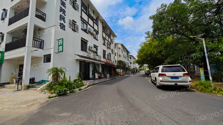 银滩度假村外景图