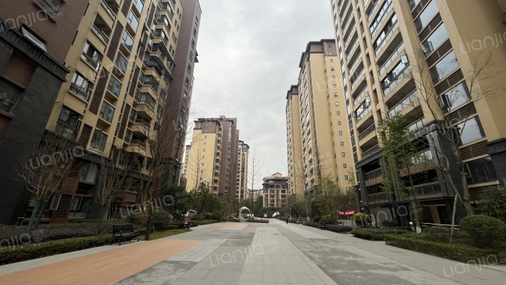 竹径悦山外景图