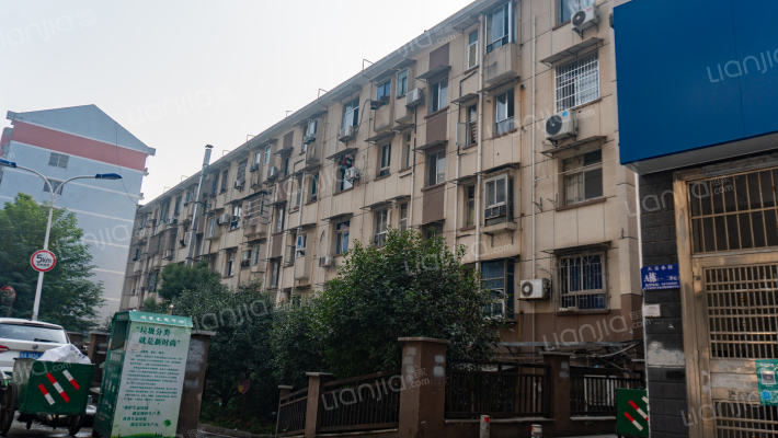 综合农场二分场外景图