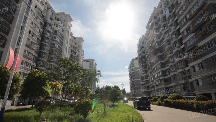 磨框新村外景图