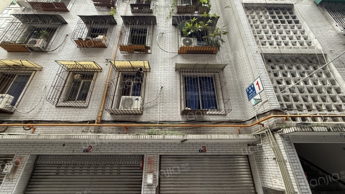 贾家巷40号院外景图