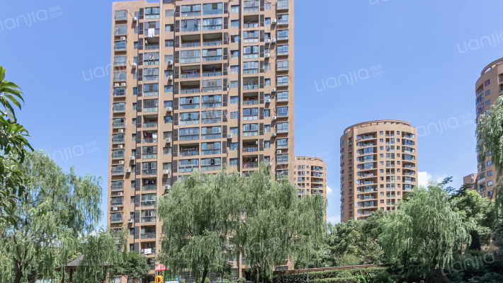 东厦颐景园外景图