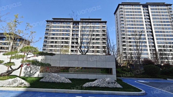 绿地·新里城外景图