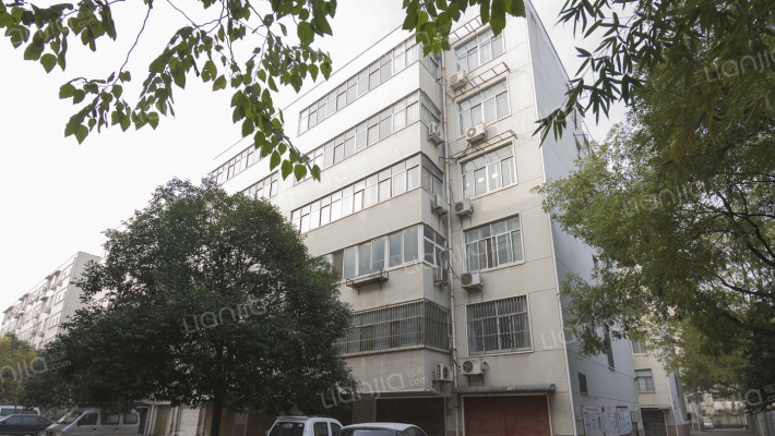 许昌市科技局住宅楼外景图
