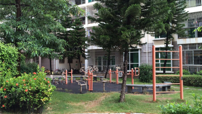 湖景华庭外景图