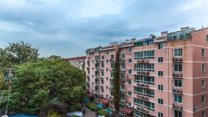 宏英园小区外景图