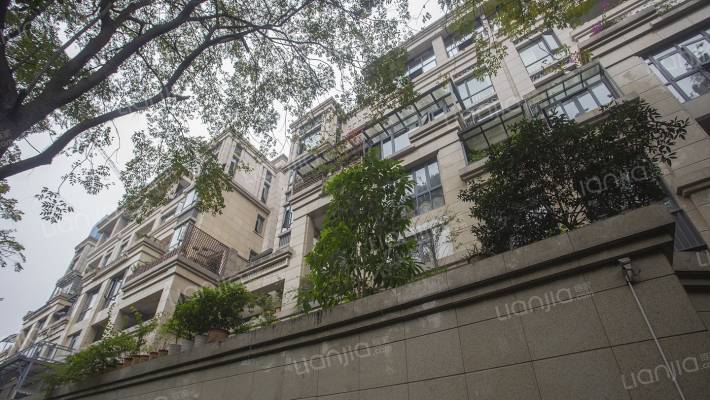 国宾城御府外景图