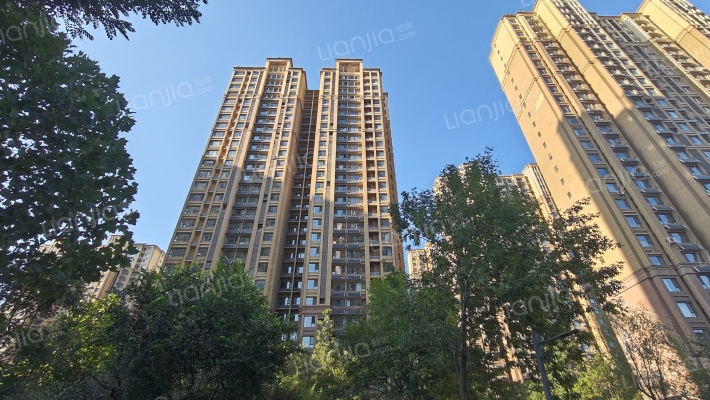 荣盛阿尔卡迪亚蓝天城外景图